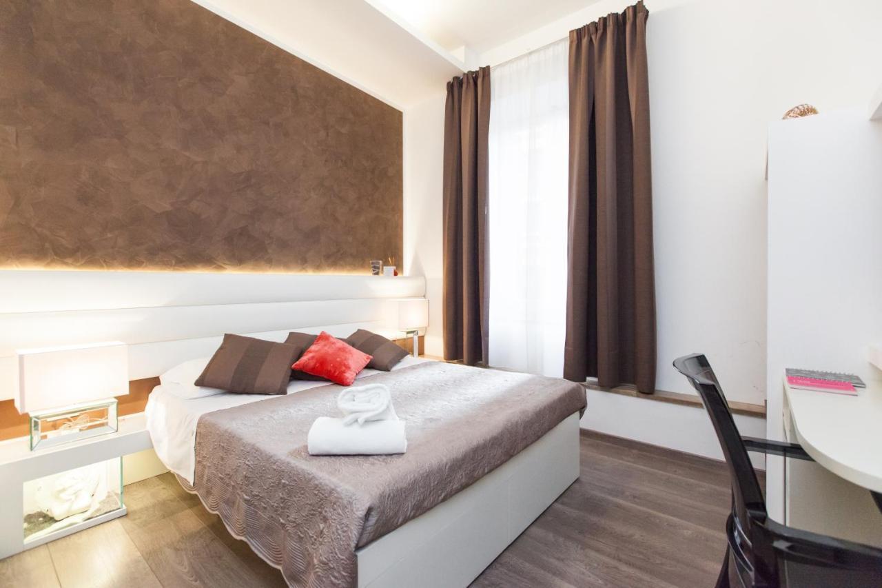 Town House Fontana Di Trevi Bed and breakfast