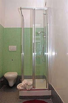Town House Fontana Di Trevi Bed and breakfast 3*